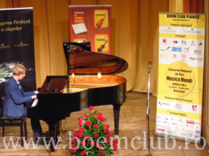 pianine si piane de la Boem Club Pianos